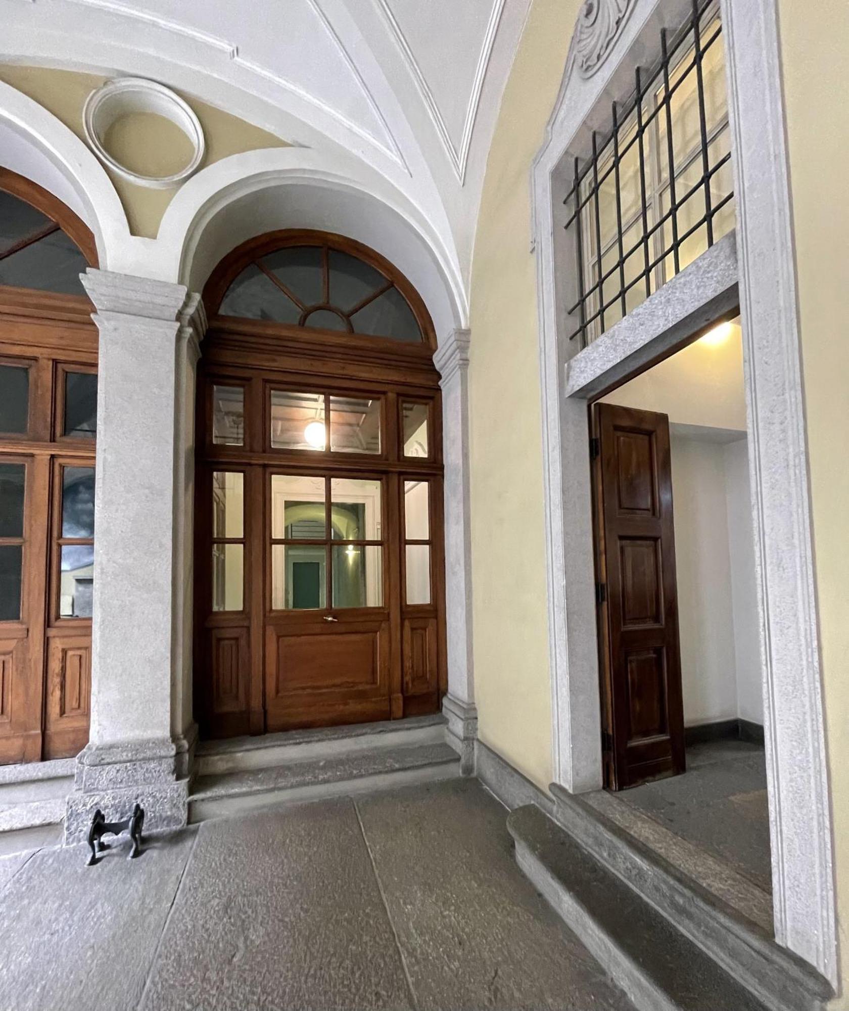 Scarampi Boutique Flat, Eleganza Storica In Centro Lejlighed Torino Eksteriør billede